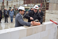 Grundsteinlegung Oberstufenhaus Gymnasium Lilienthal (2020) mit Schulleiter Dr. Ugurcu